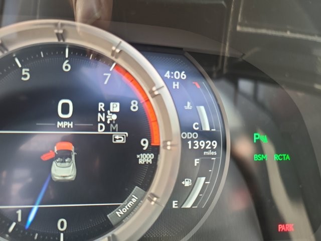 2021 Lexus LC 500 Image 16 of 31