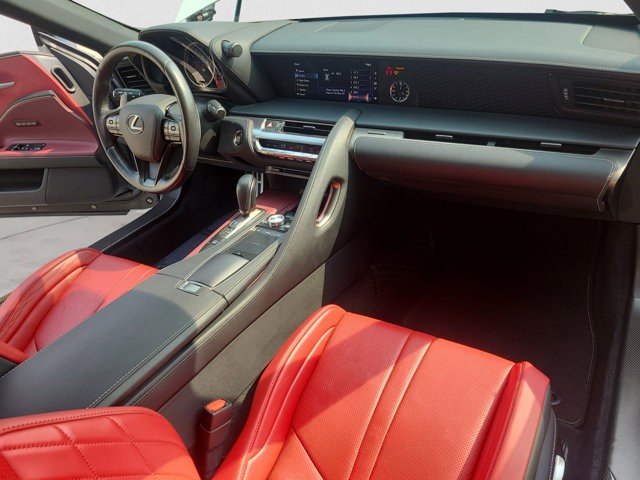 2021 Lexus LC 500 Image 13 of 31