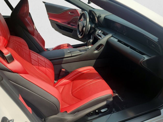 2021 Lexus LC 500 Image 12 of 31