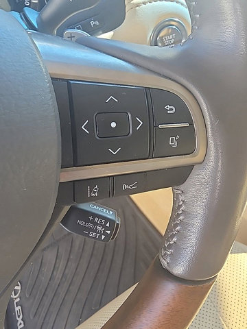 2021 Lexus LX 570 Image 18 of 26