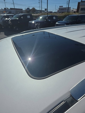 2021 Lexus LX 570 Image 19 of 26