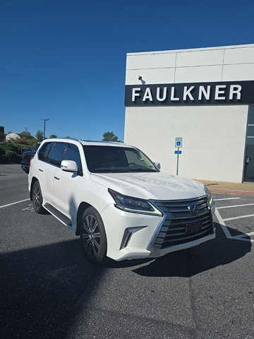2021 Lexus LX 570 Image 4 of 26