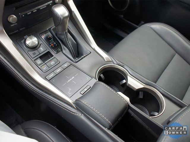 2021 Lexus NX 300 Image 22 of 27