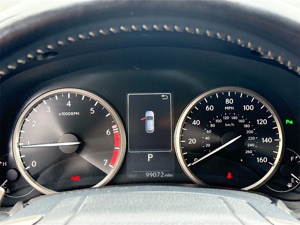 2021 Lexus NX 300 Image 19 of 31