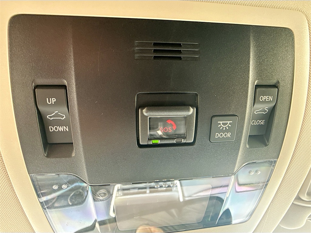 2021 Lexus NX 300 Image 29 of 31