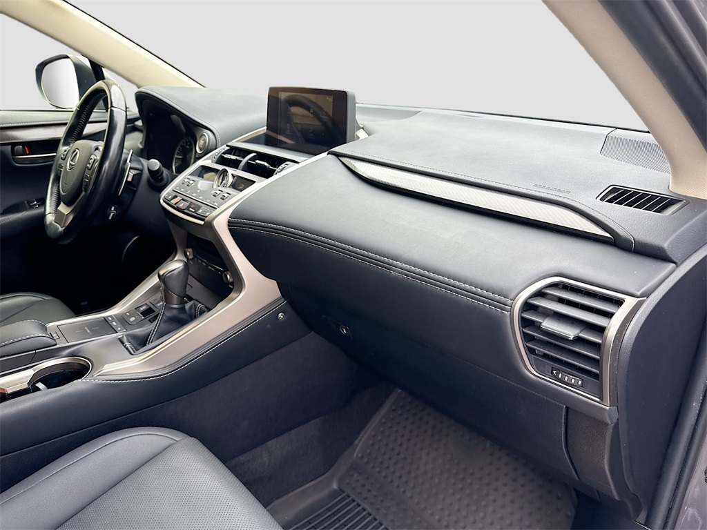 2021 Lexus NX 300 Image 16 of 31