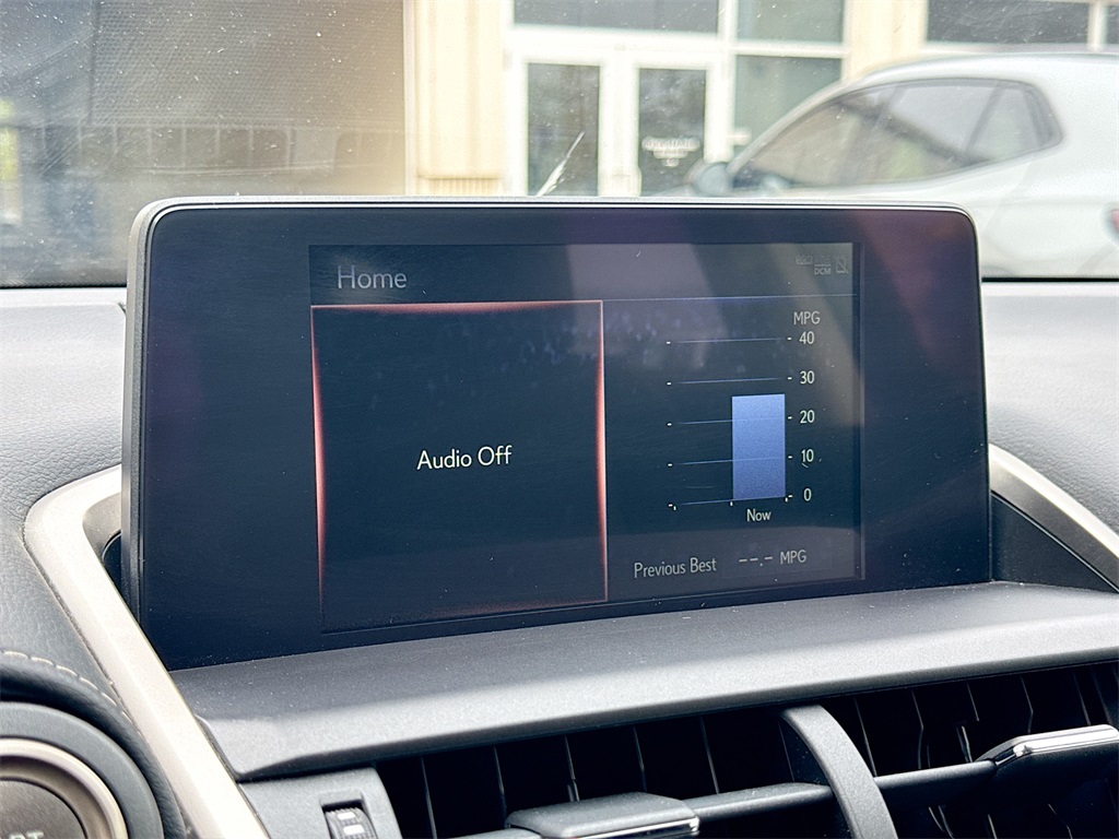 2021 Lexus NX 300 Image 20 of 31