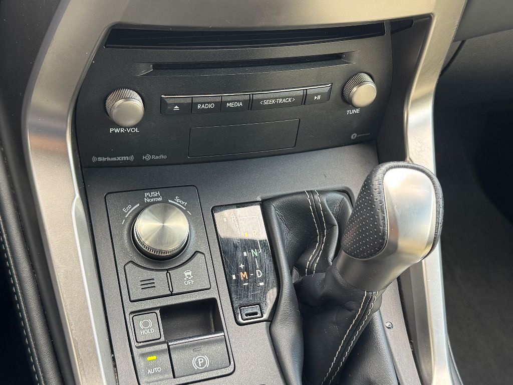 2021 Lexus NX 300 F Sport Image 16 of 21