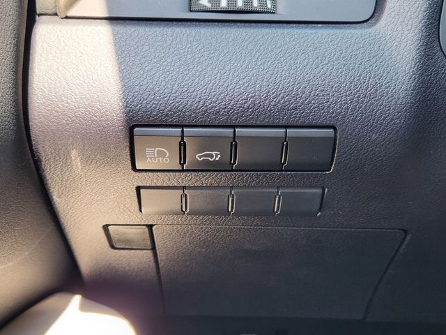 2021 Lexus RX 350 Image 19 of 30