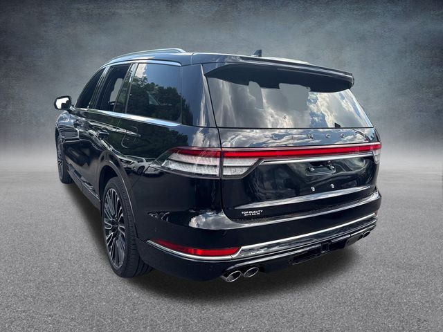 Vehicle image 7 of 33