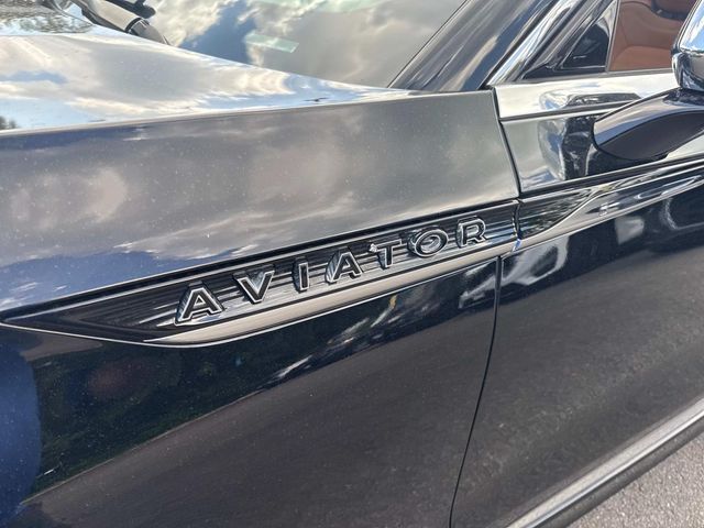 Vehicle image 32 of 33