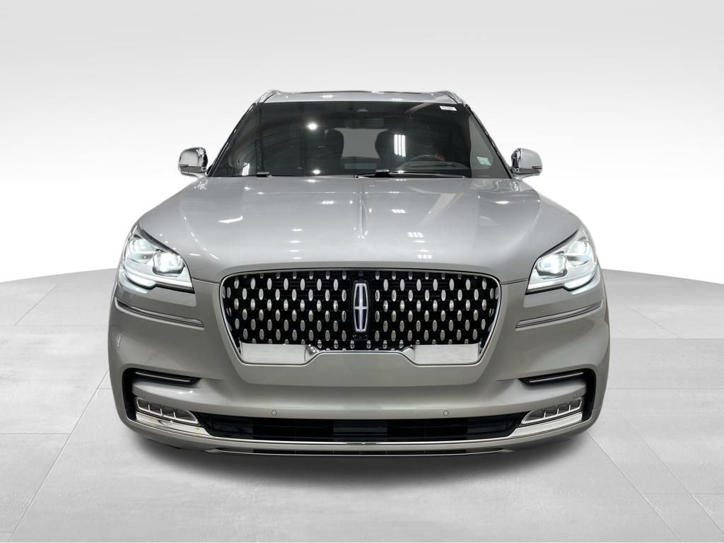 Vehicle image 2 of 45