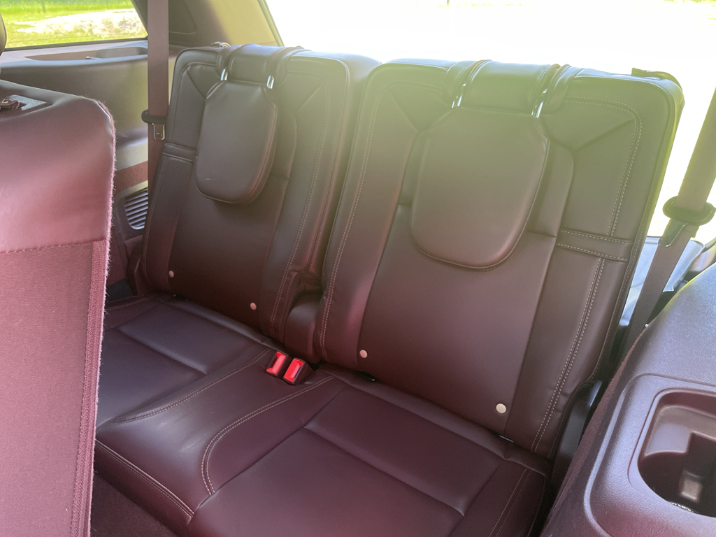 Vehicle image 10 of 31