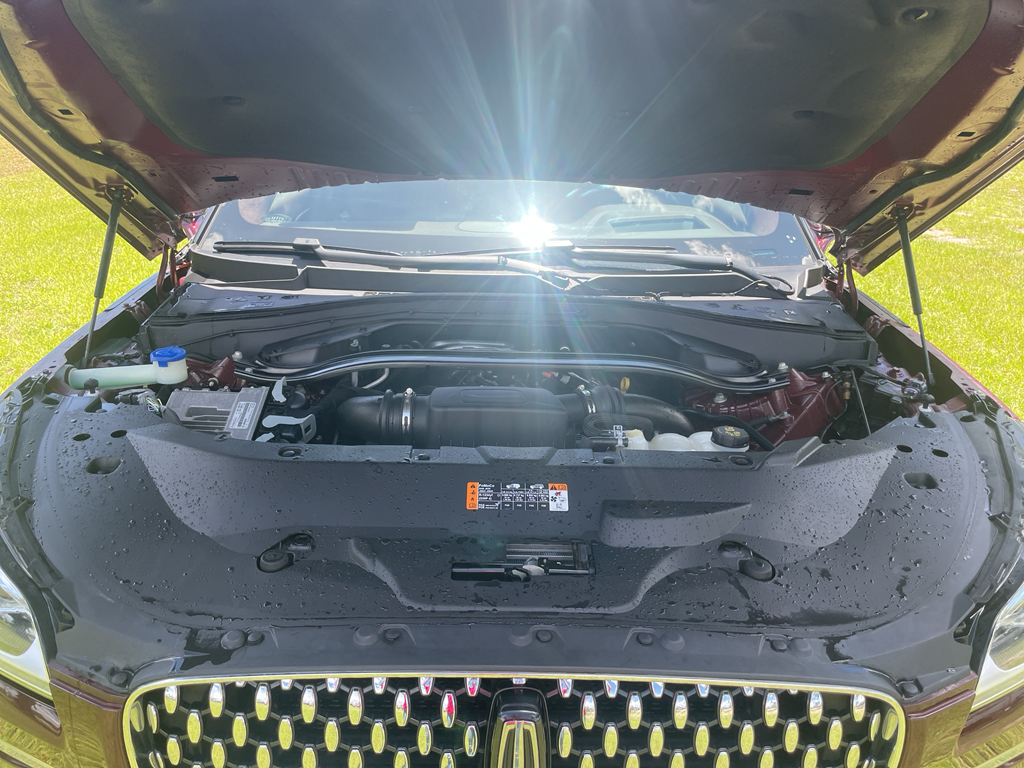 Vehicle image 8 of 31