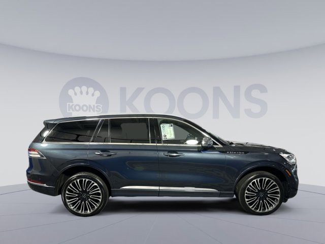 Vehicle image 4 of 34
