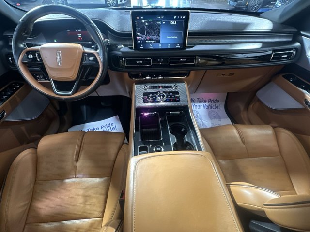 Vehicle image 16 of 34
