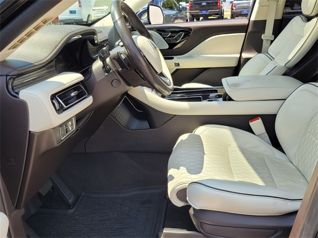 2021 Lincoln Aviator Black Label Image 14 of 32