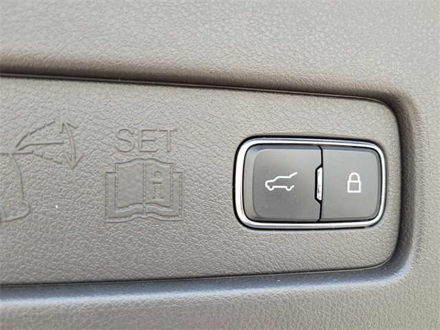 2021 Lincoln Aviator Black Label Image 24 of 32