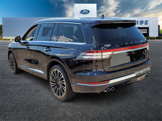 2021 Lincoln Aviator Black Label Image 7 of 32