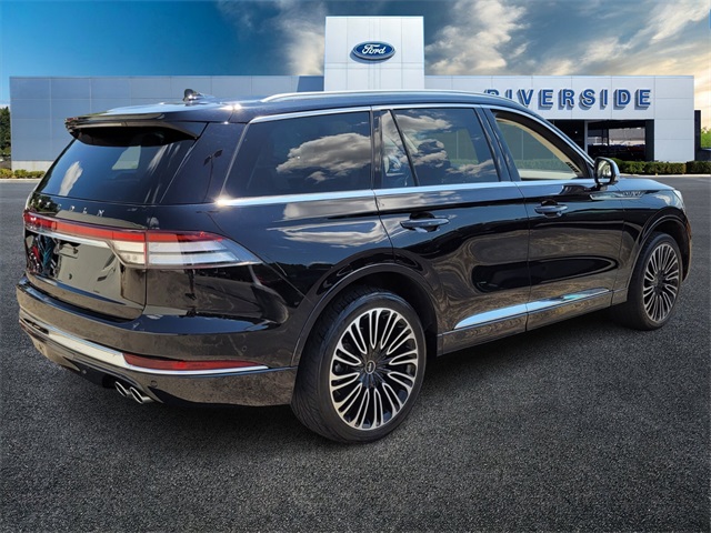 2021 Lincoln Aviator Black Label Image 5 of 32