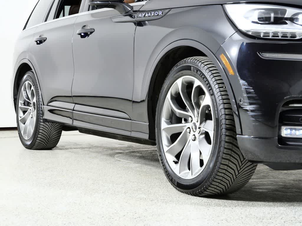 2021 Lincoln Aviator Grand Touring Image 12 of 60