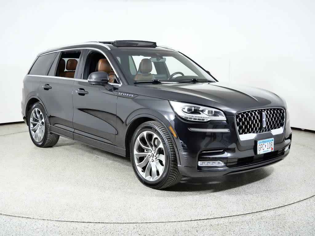 2021 Lincoln Aviator Grand Touring Image 4 of 60