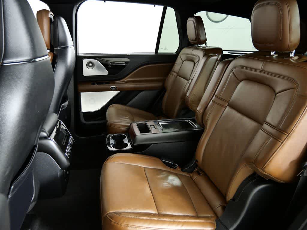 2021 Lincoln Aviator Grand Touring Image 16 of 60