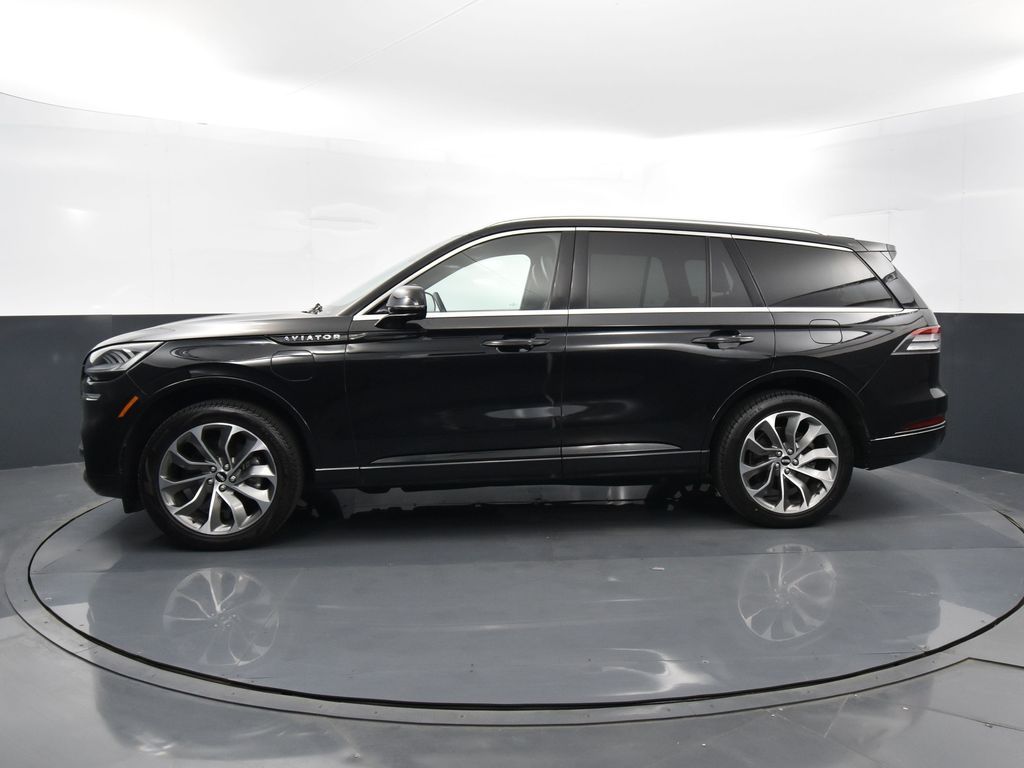 Vehicle image 15 of 41