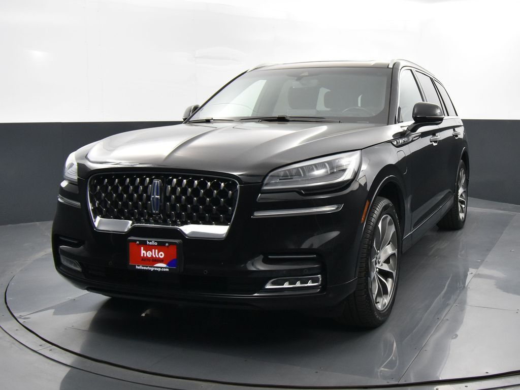 Vehicle image 3 of 41
