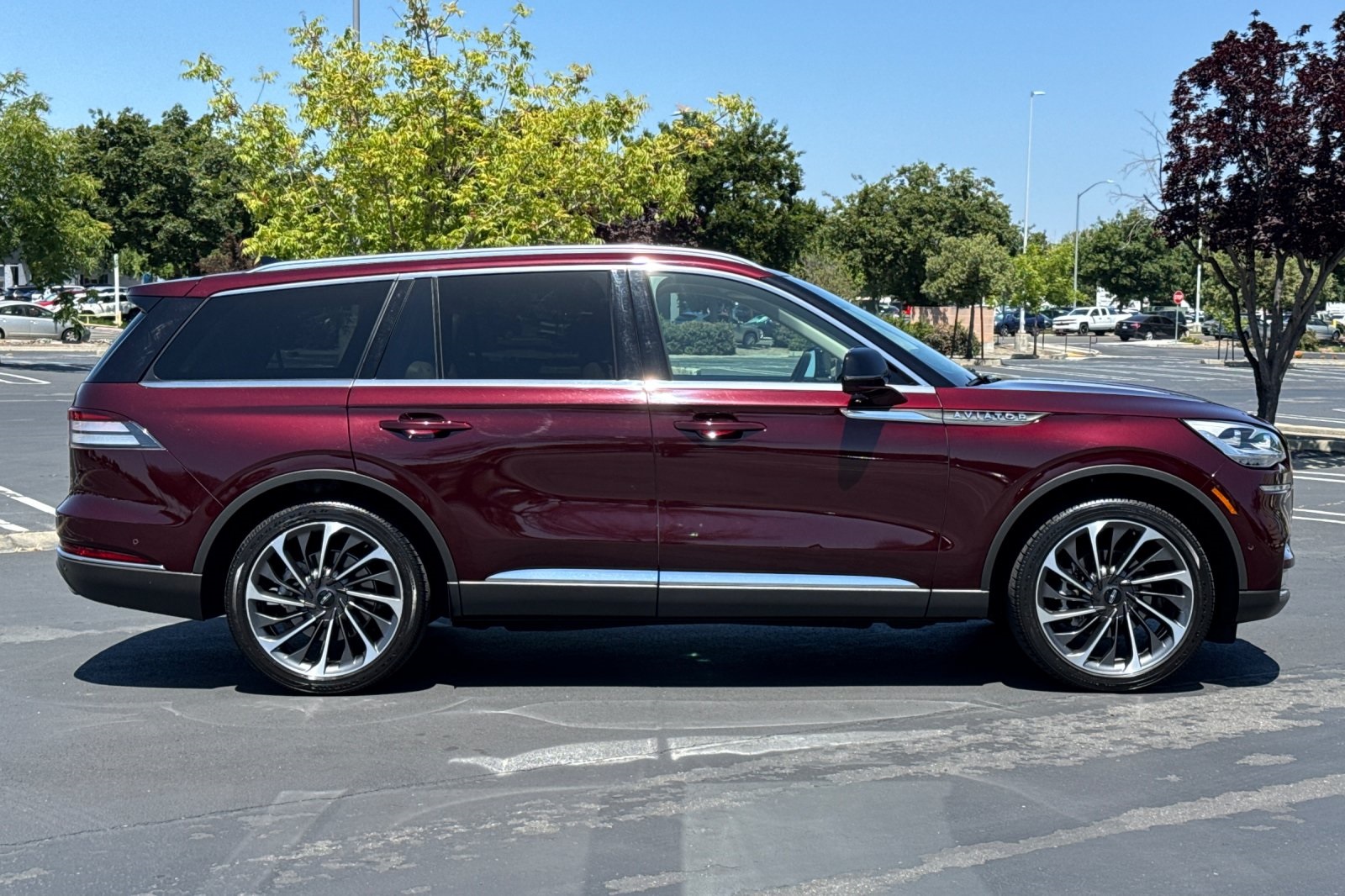 Vehicle image 5 of 54