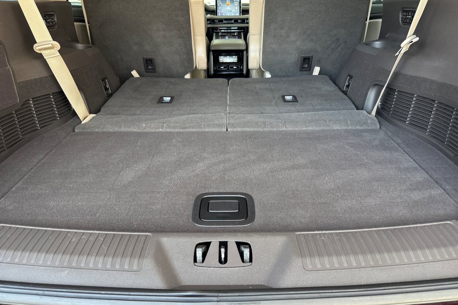Vehicle image 17 of 54