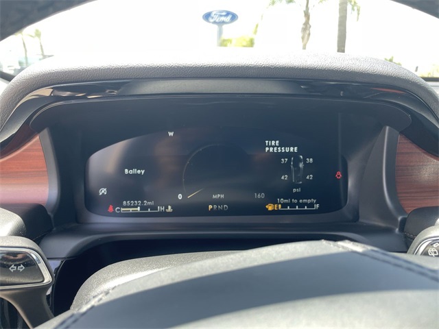 Vehicle image 11 of 36