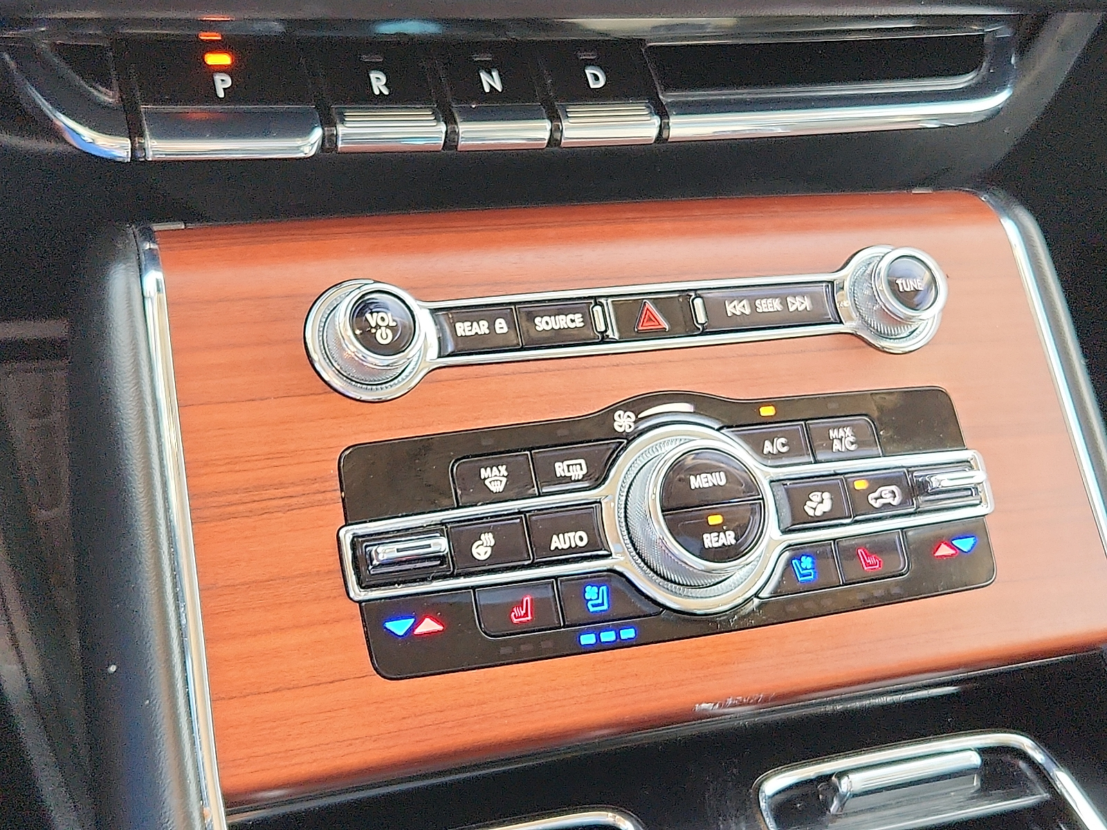 Vehicle image 16 of 20