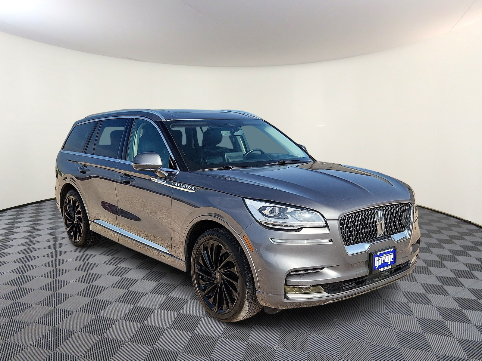 Vehicle image 2 of 20