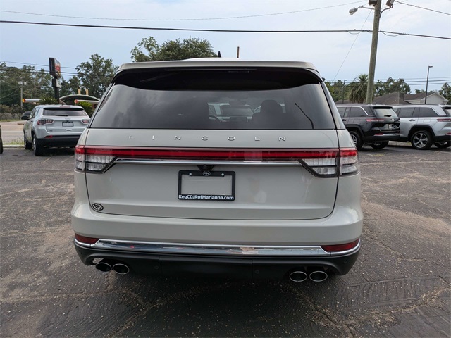 Vehicle image 7 of 30