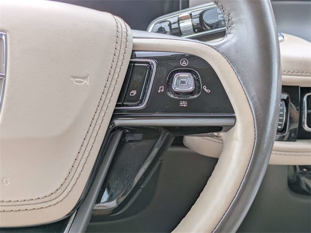 Vehicle image 29 of 30