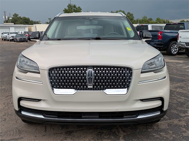 Vehicle image 2 of 30