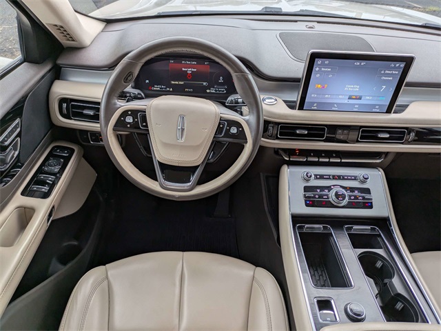 Vehicle image 15 of 30