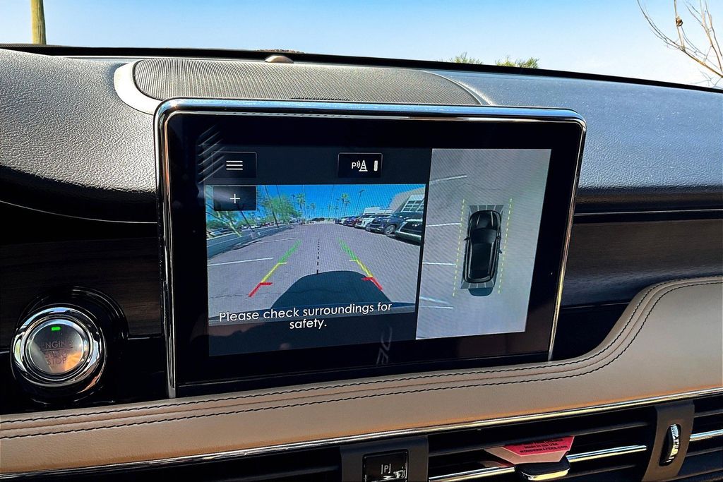 2021 Lincoln Corsair Reserve Image 19 of 34