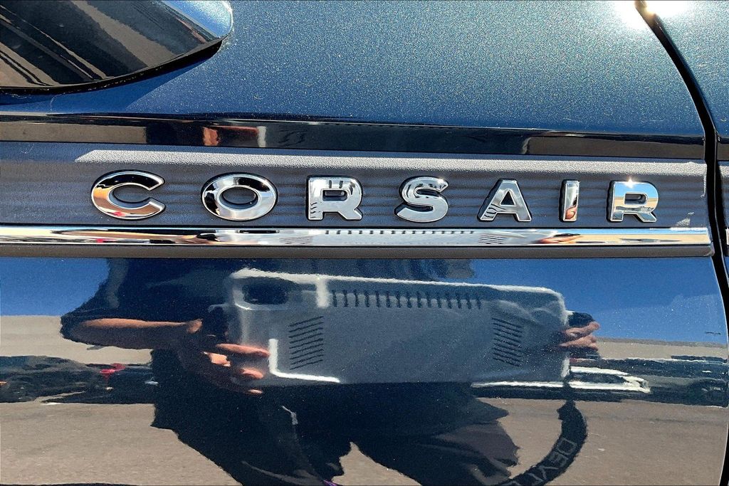 2021 Lincoln Corsair Reserve Image 33 of 34