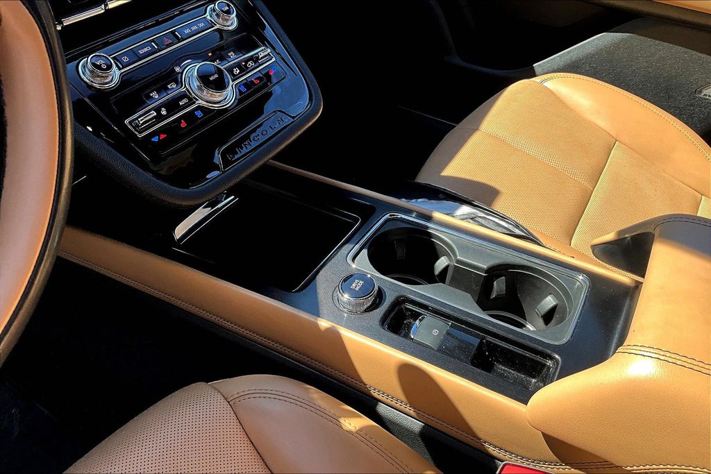 2021 Lincoln Corsair Reserve Image 20 of 34