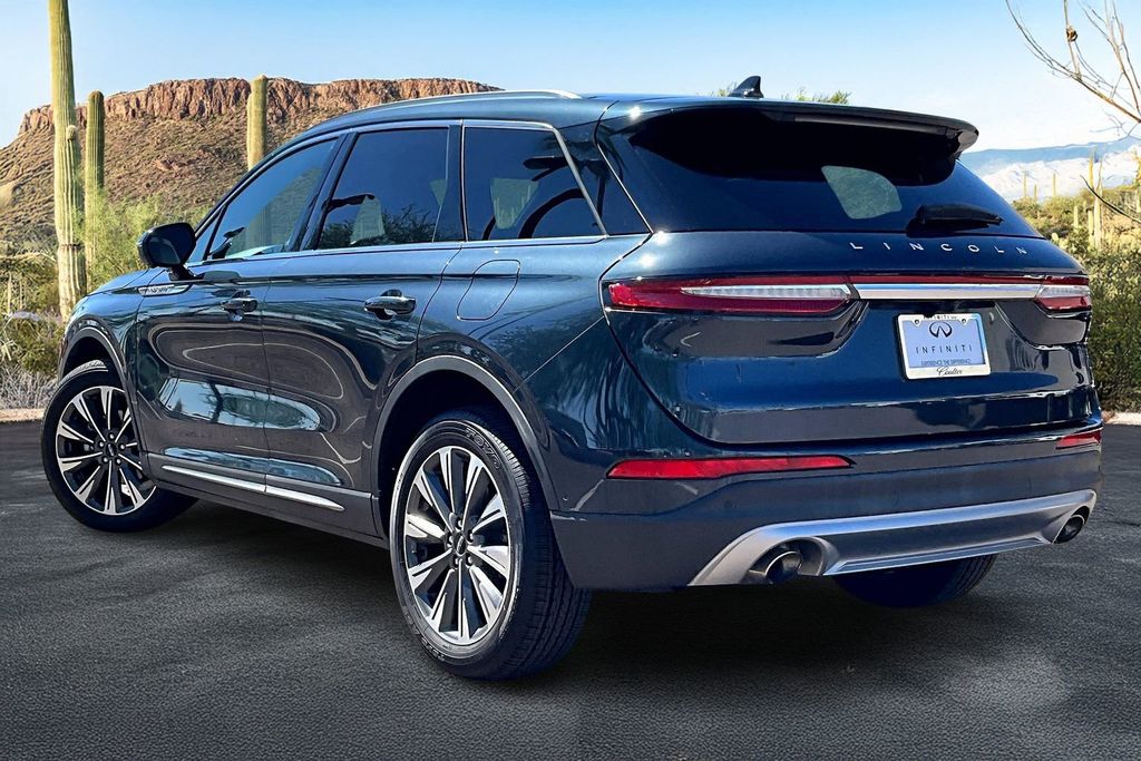 2021 Lincoln Corsair Reserve Image 6 of 34