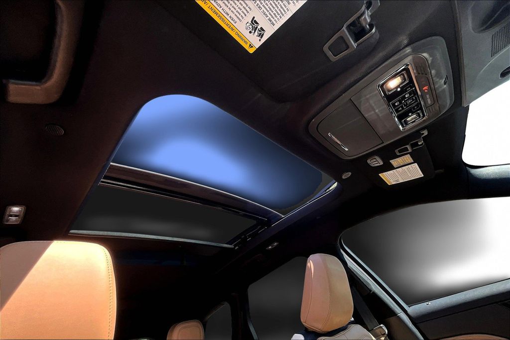 2021 Lincoln Corsair Reserve Image 21 of 34