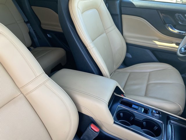 2021 Lincoln Corsair Reserve Image 27 of 36