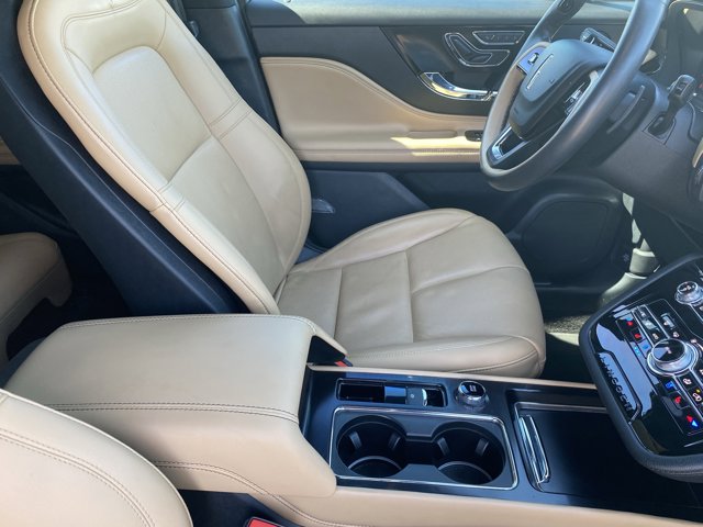 2021 Lincoln Corsair Reserve Image 25 of 36