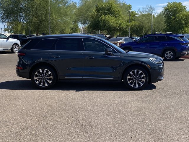 2021 Lincoln Corsair Reserve Image 5 of 36