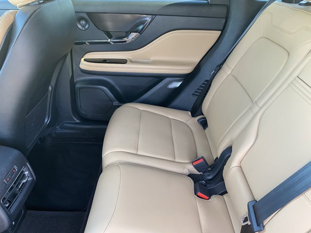 2021 Lincoln Corsair Reserve Image 13 of 36