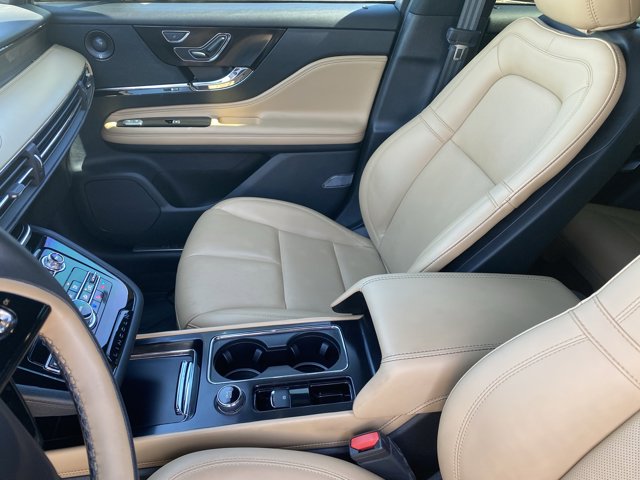 2021 Lincoln Corsair Reserve Image 23 of 36