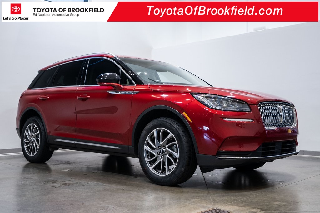 2021 Lincoln Corsair Standard Image 3 of 33