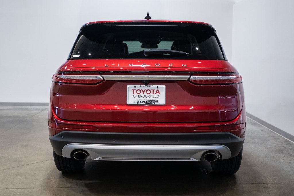 2021 Lincoln Corsair Standard Image 5 of 33